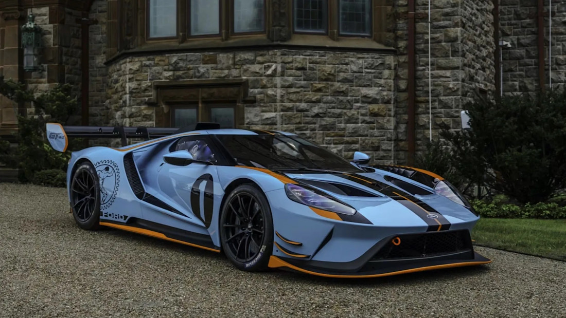 ford-gt-mk-ii-2020-mecum-auctions (2).jpg