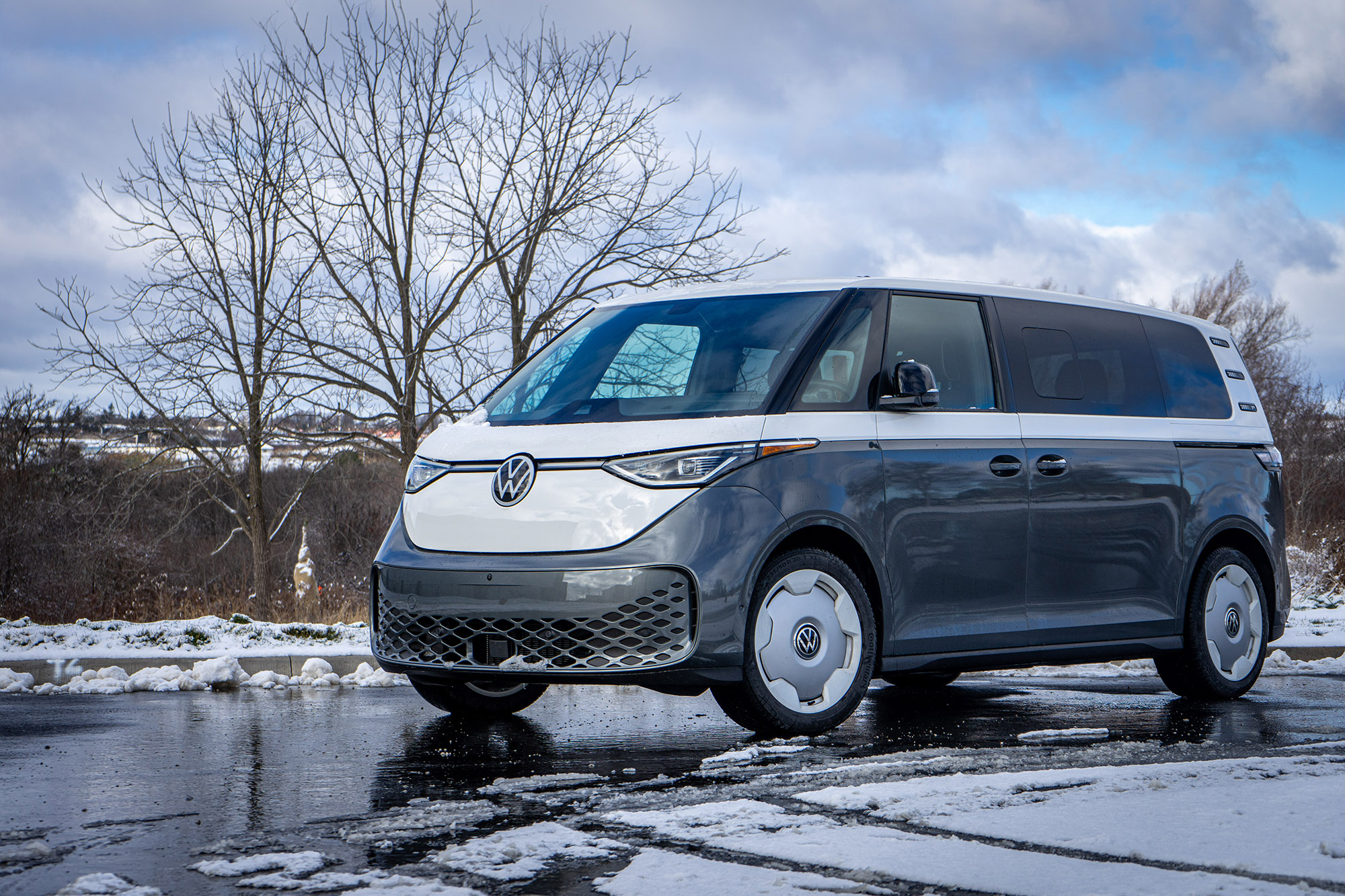 2025 Volkswagen ID. Buzz Review - AutoTrader.ca