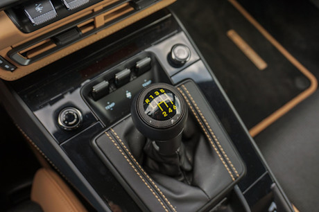 Editorial 2022 porsche gt3 touring 26 jl