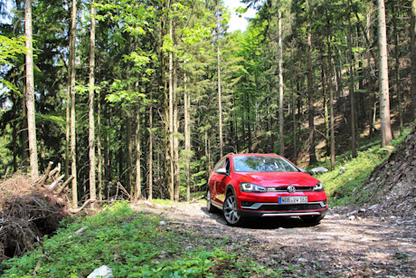 Editorial 2016 volkswagen golf alltrack jy 02