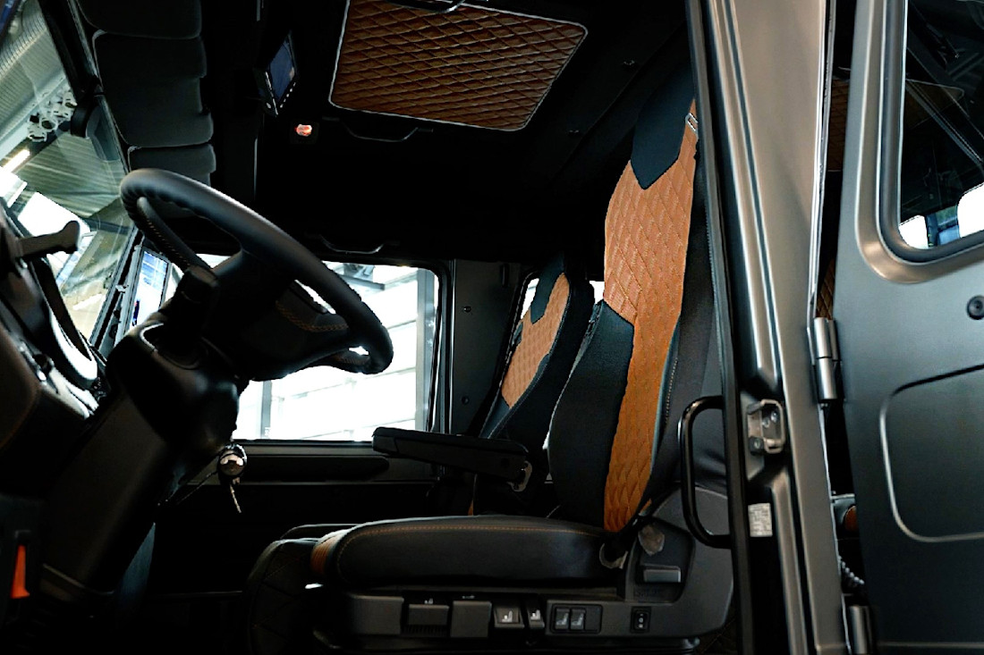 mercedes-unimog-2025 (5).jpg