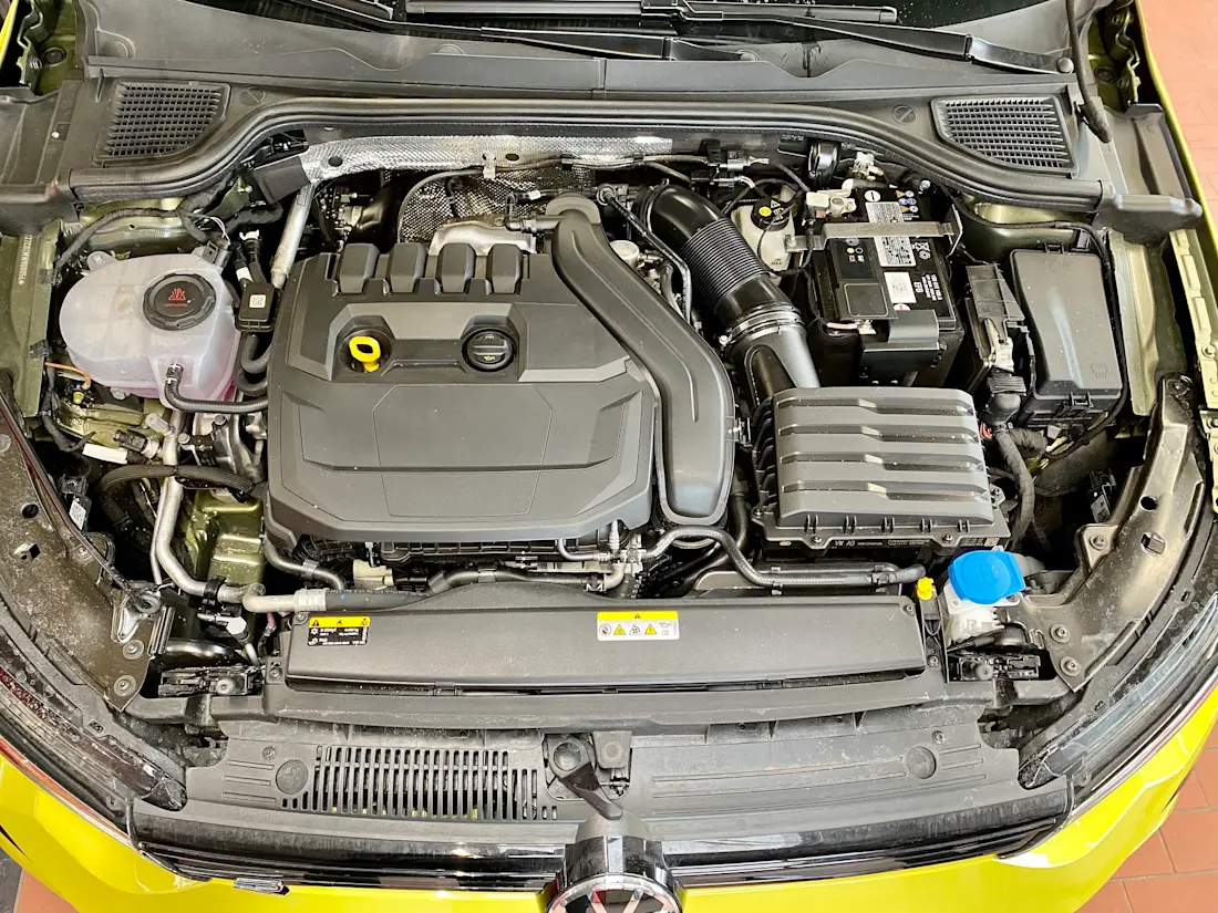 VW Golf 8 Variant Motor