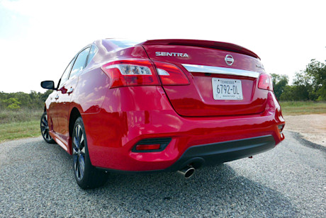 Editorial 2017 nissan sentra sr turbo 06 bh