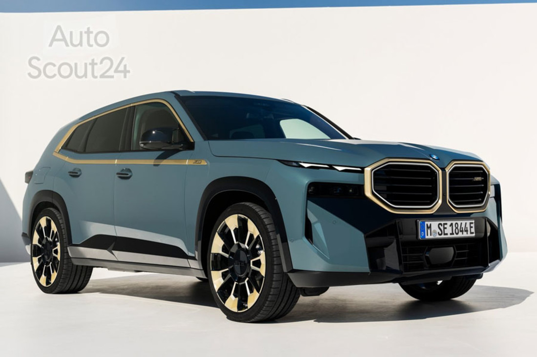 BMW-XM-2023-1600-0b.jpg