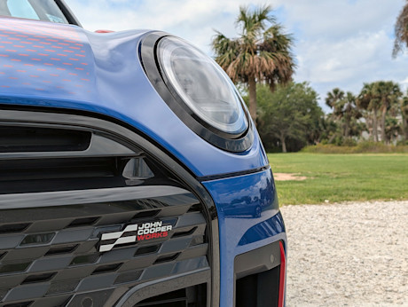 Editorial 2025 mini cooper jcw 3door fd sbe 250410 4