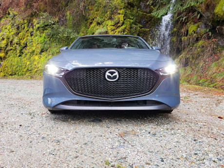 Editorial 2019 mazda3 sport awd 01 sw