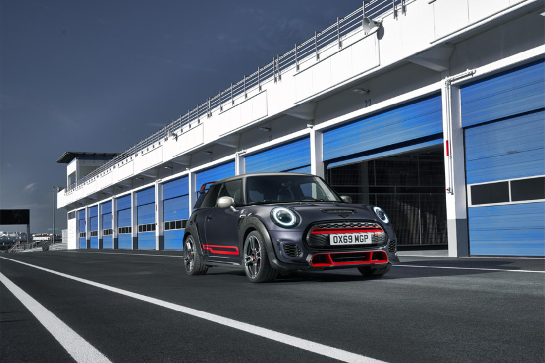 mini-jcw-gp (13).jpg
