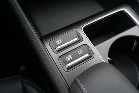 2026 Hyundai Sonata Hybrid Review + Video Image