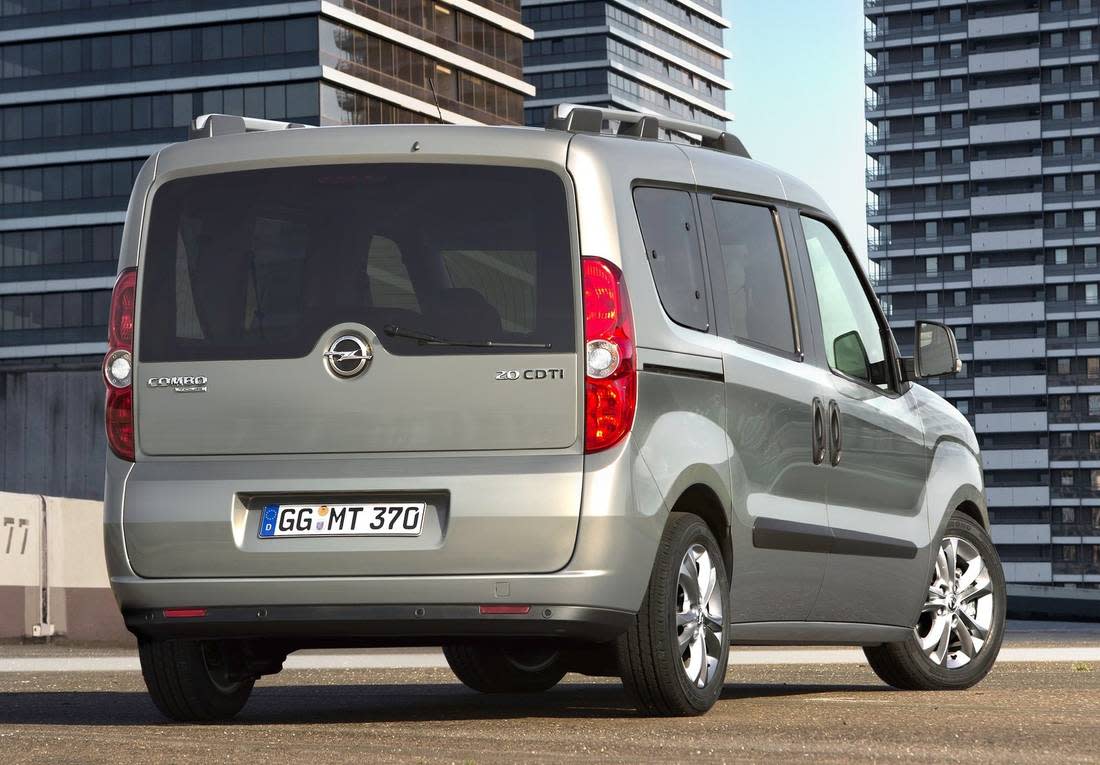 5n4ZFI03l1ytdA0AejLOXV-749008b2bb71dd792d6b5b97f15e73d9-Opel_Combo_Back-1100
