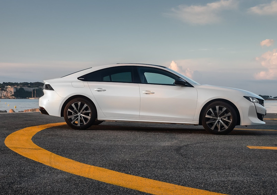 peugeot-508-side