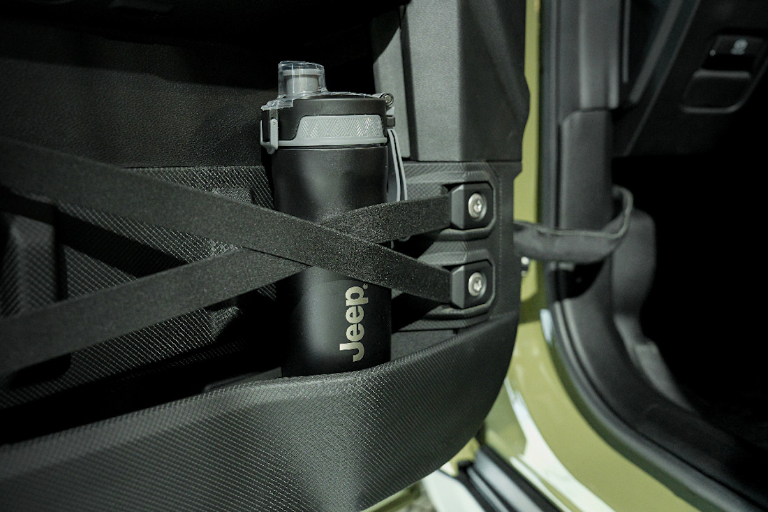 Jeep-recon-2026 (28).jpg