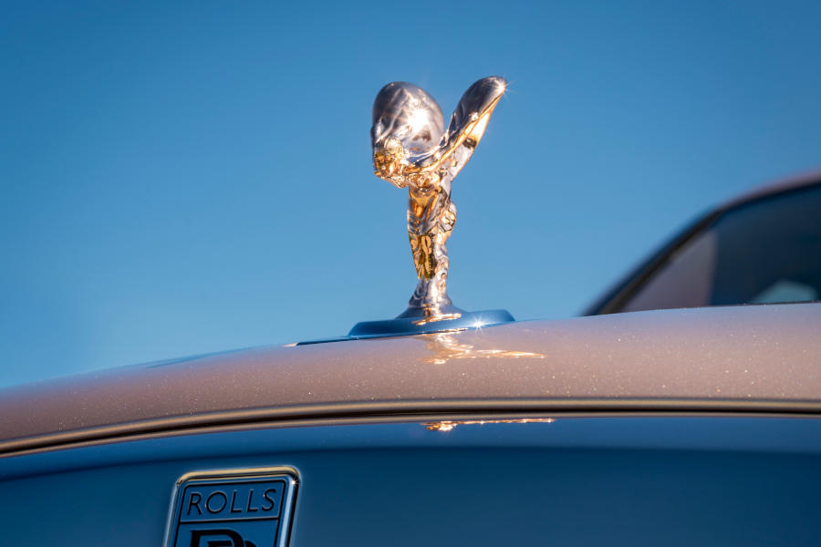 rolls-royce-cillinan-the-pearl (4).jpg