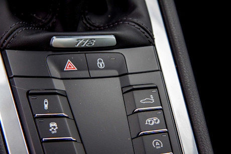 Editorial 2018 porsche cayman gts 41 lw