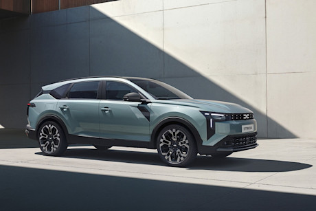 BEBE20260312 Dacia Striker header