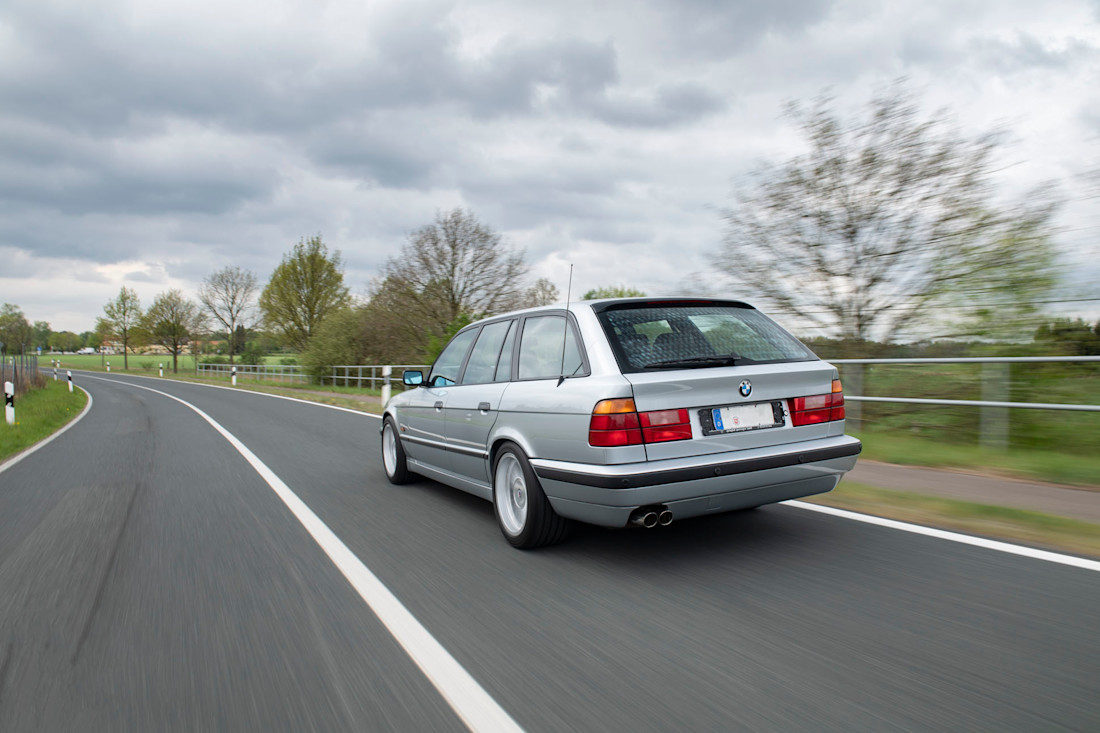 Alpina_B10_E34_Station_Wagon-15.jpg