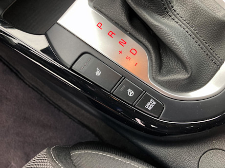 Kia Forte5 EX iVT 2022 : essai routier Image