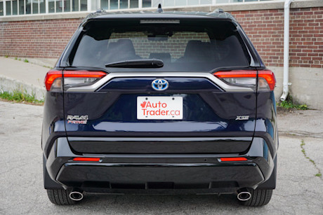 Editorial 2022 toyota rav4 prime xse w technology package 06 di