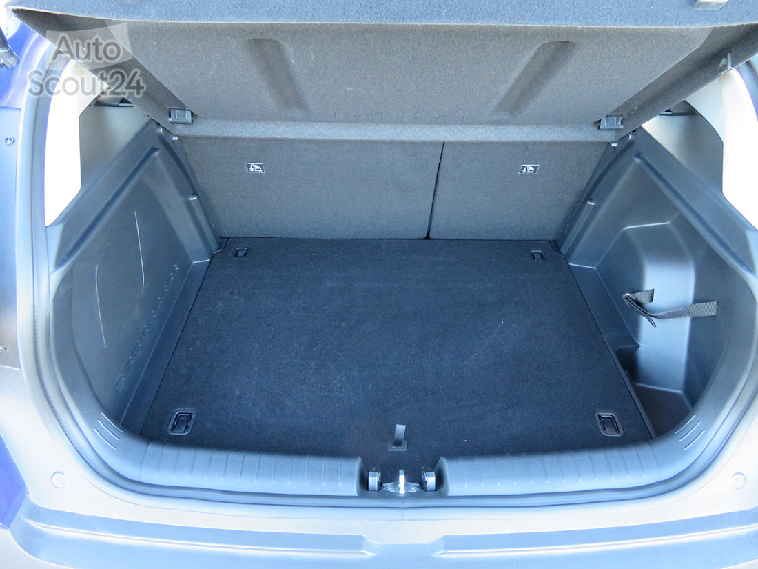 42_hyundai_bayon.JPG