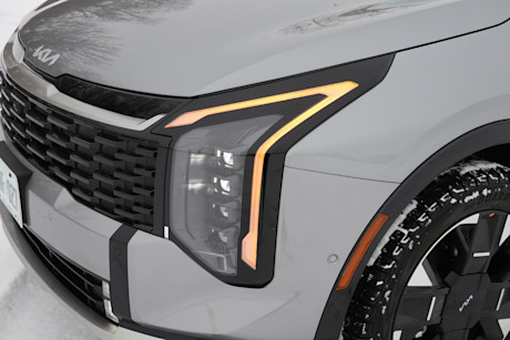 2026 Kia Sportage PHEV Review Image
