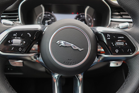 Editorial 2021 jaguar xf p300 r dynamic 26 jm