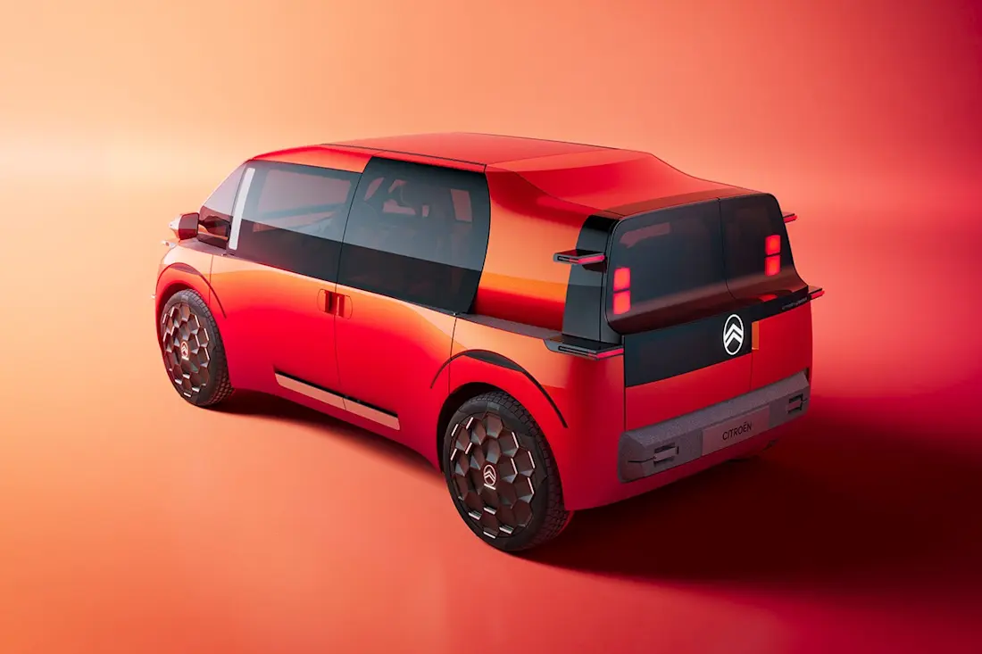 BEBE20251211 Citroën Elo 01