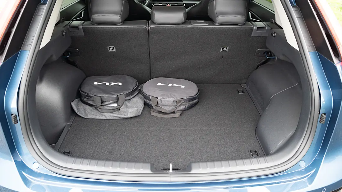 2023 Kia Niro PHEV-13 2023 Kia Niro PHEV-13