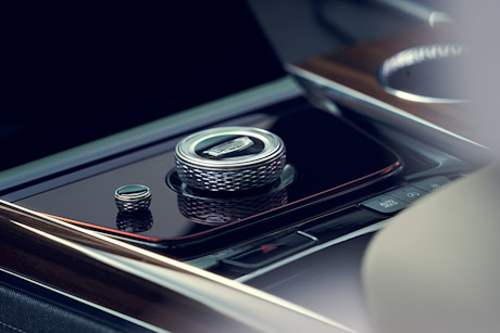 Editorial 2025 cadillac escalade reveal 240716 cadillac 2