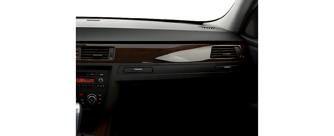 BMW 3 Series 2010 36