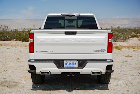 Editorial 2022 chevrolet silverado high country 03 di