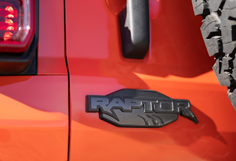 Editorial 2022 ford bronco raptor details 05