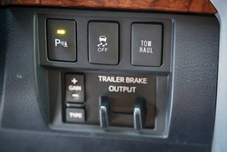 Editorial 2017 toyota tundra 4x4 crewmax platinum 28 ts