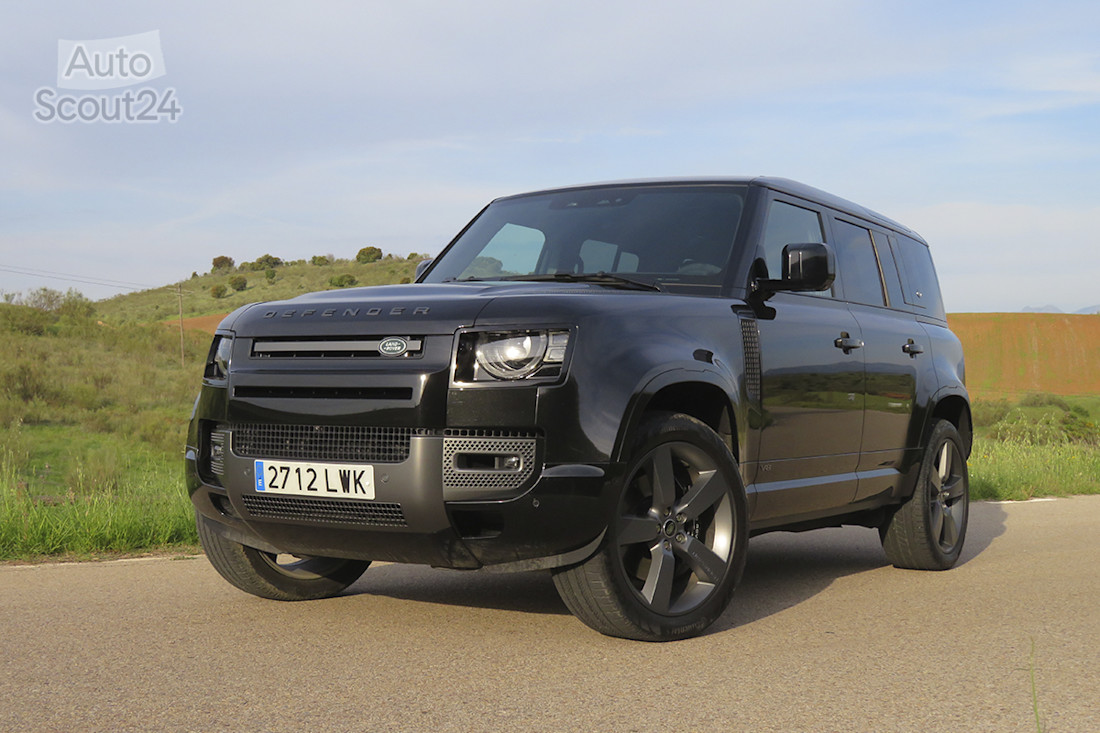 3_land_rover_defender 110 V8.JPG