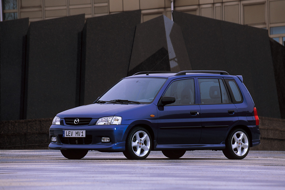 mazda demio 1