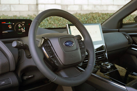 Editorial 2023 subaru solterra 16 di