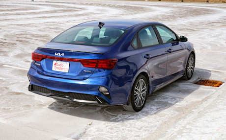 Editorial 2022 kia forte gt line 12 jm