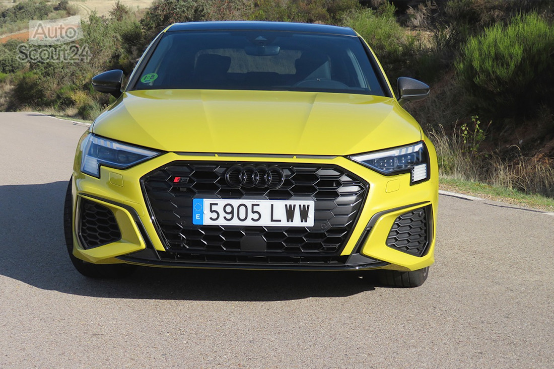 9_audi_s3_sed__n.JPG