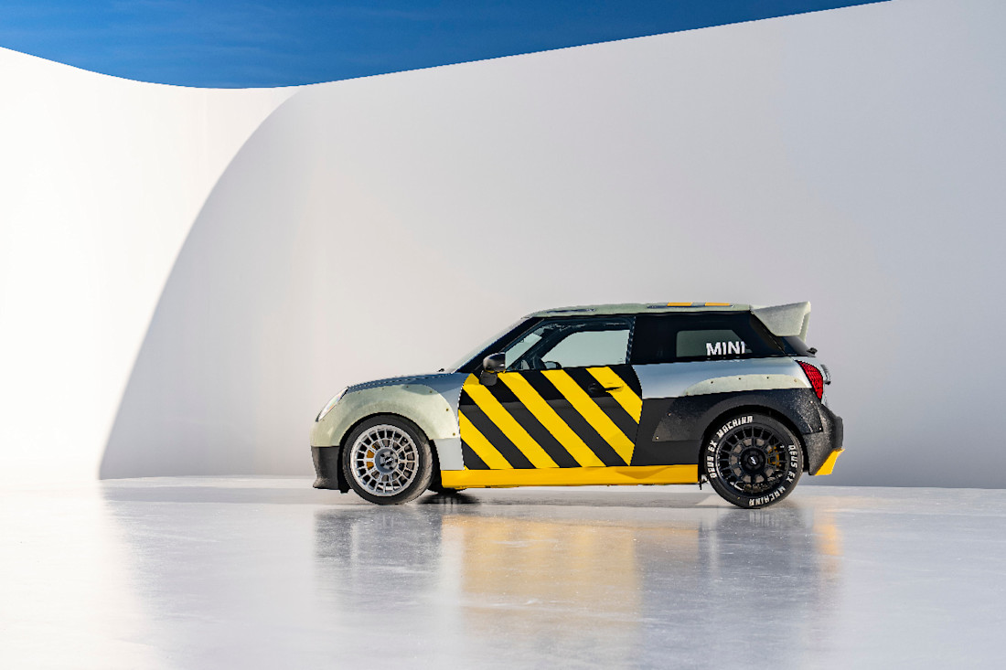 Mini-John-Cooper-Works-Deus-ex-machina-2025 (24).jpg