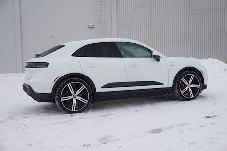 Editorial 2025porsche macan electric td jl 250225 5