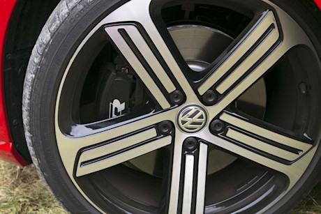 Editorial 2016 volkswagen golf r jw 09