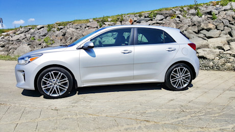 Editorial 2018 kia rio 5 door 05 nd