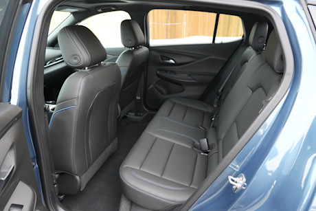 Editorial 2025 buick envista td jm 250307 21