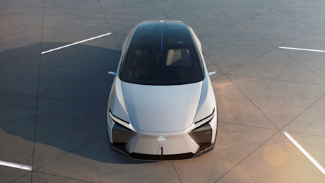 Editorial 2021 lexus lfz 001