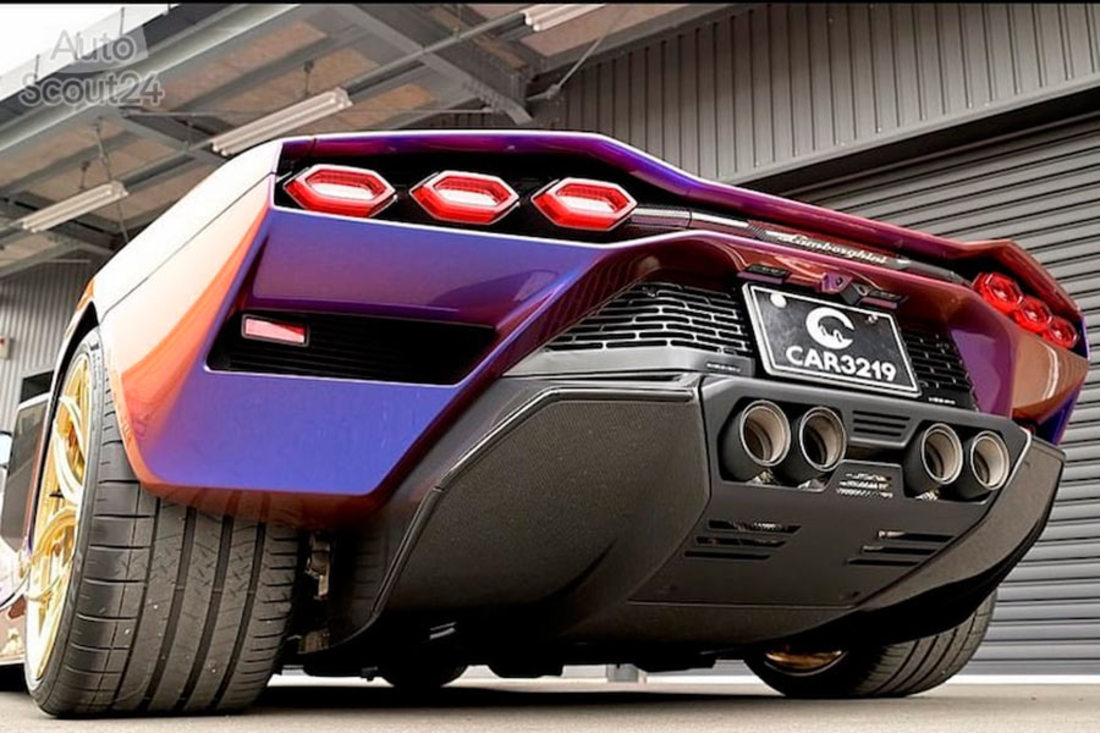 Lamborghini-Countach-LPI-800-4-pintura-tuning (2).jpg