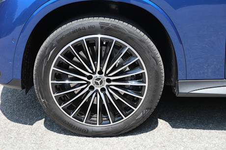 2025 Mercedes-Benz GLC 350e Review Body Image