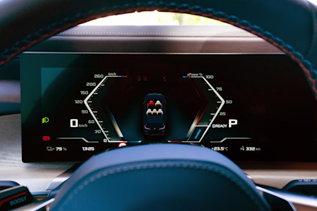 Editorial 2024 bmw i7 m70 fd 231001 13 kd