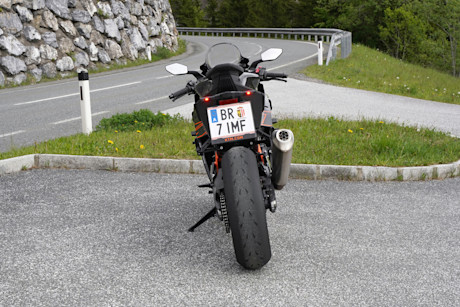 KTM 990-rc-r-2026_Heck