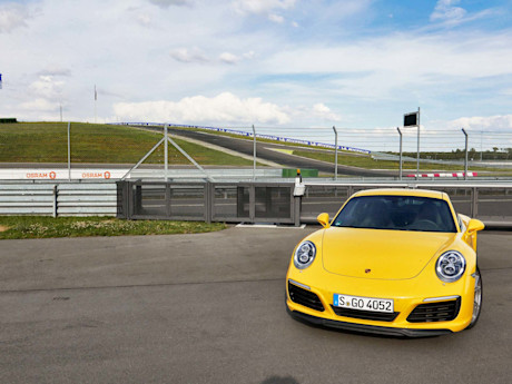 Editorial 19 bh 2017 porsche 911 carrera 4s