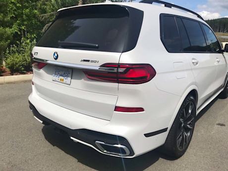 Editorial 2019 bmw x7 xdrive50i 13 gw