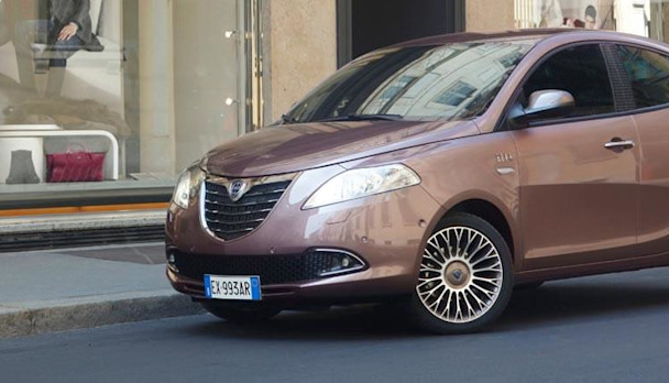 Lancia Ypsilon
