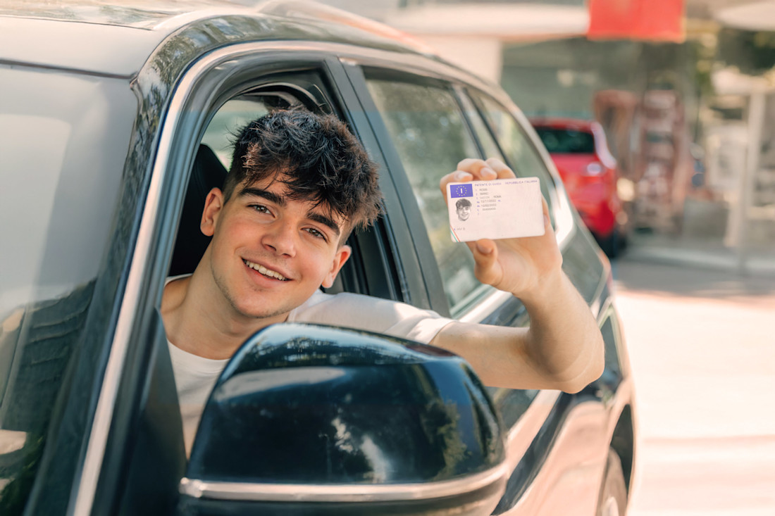Auto neopatentati: lista modelli, regole, sanzioni